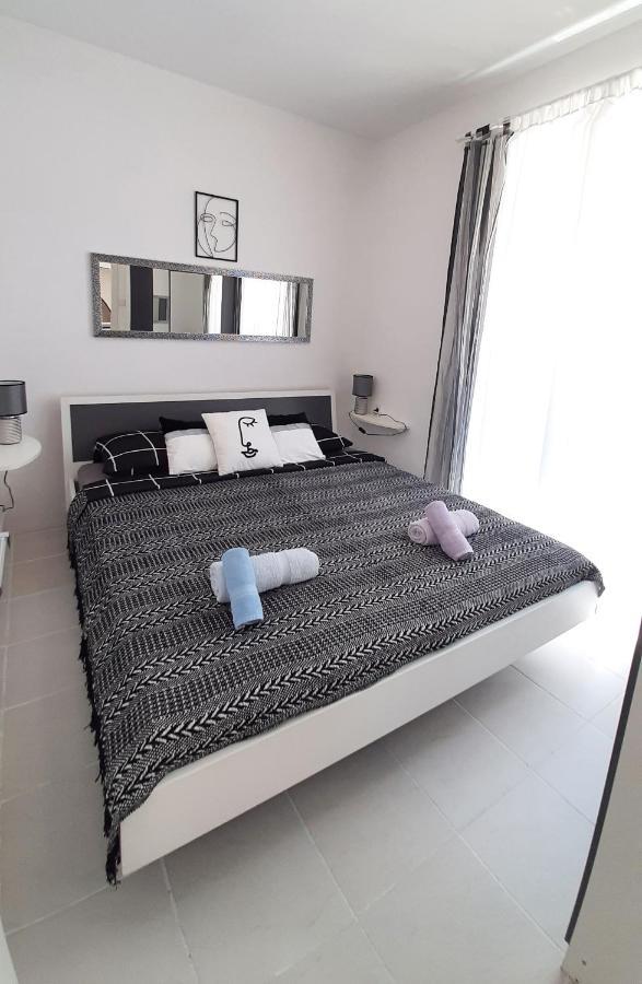 Apartment Decumana Krk Town Bagian luar foto