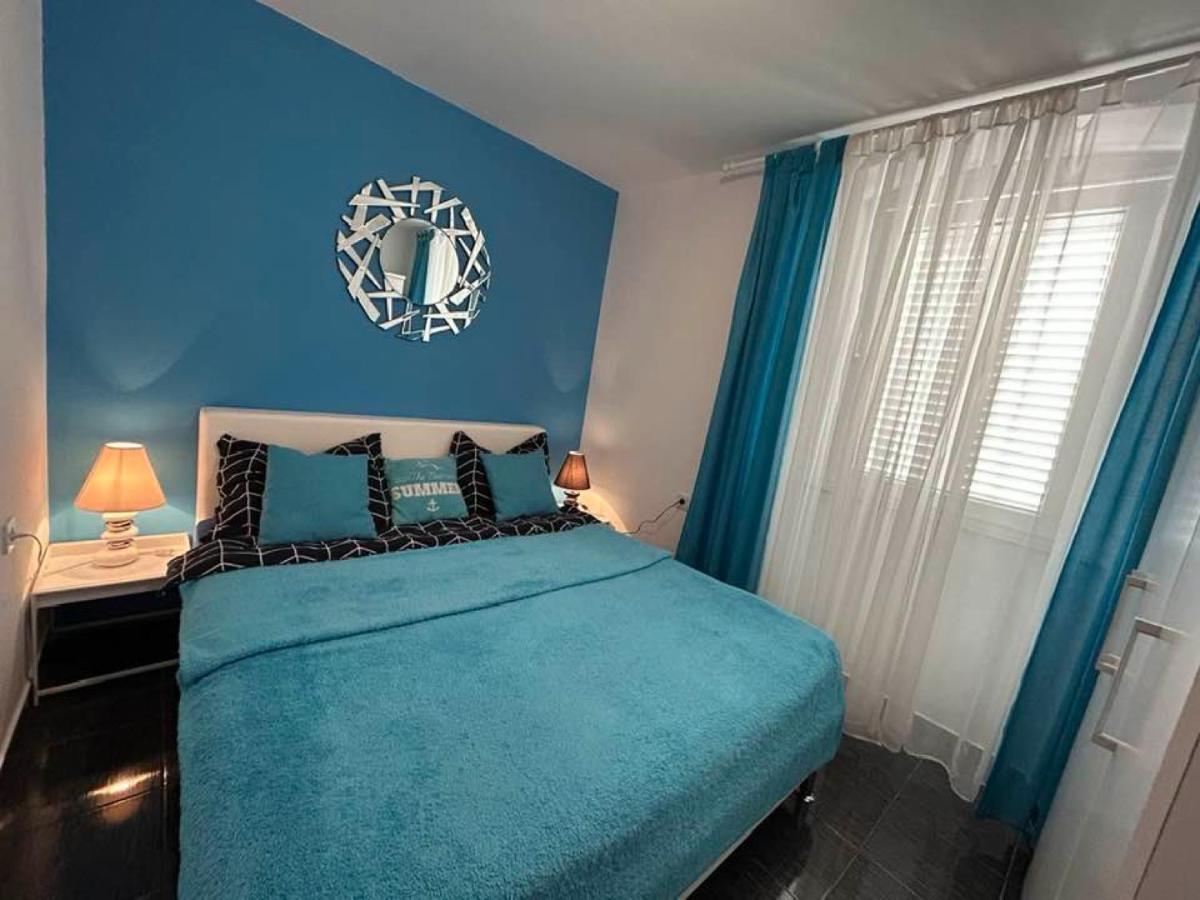 Apartment Decumana Krk Town Bagian luar foto