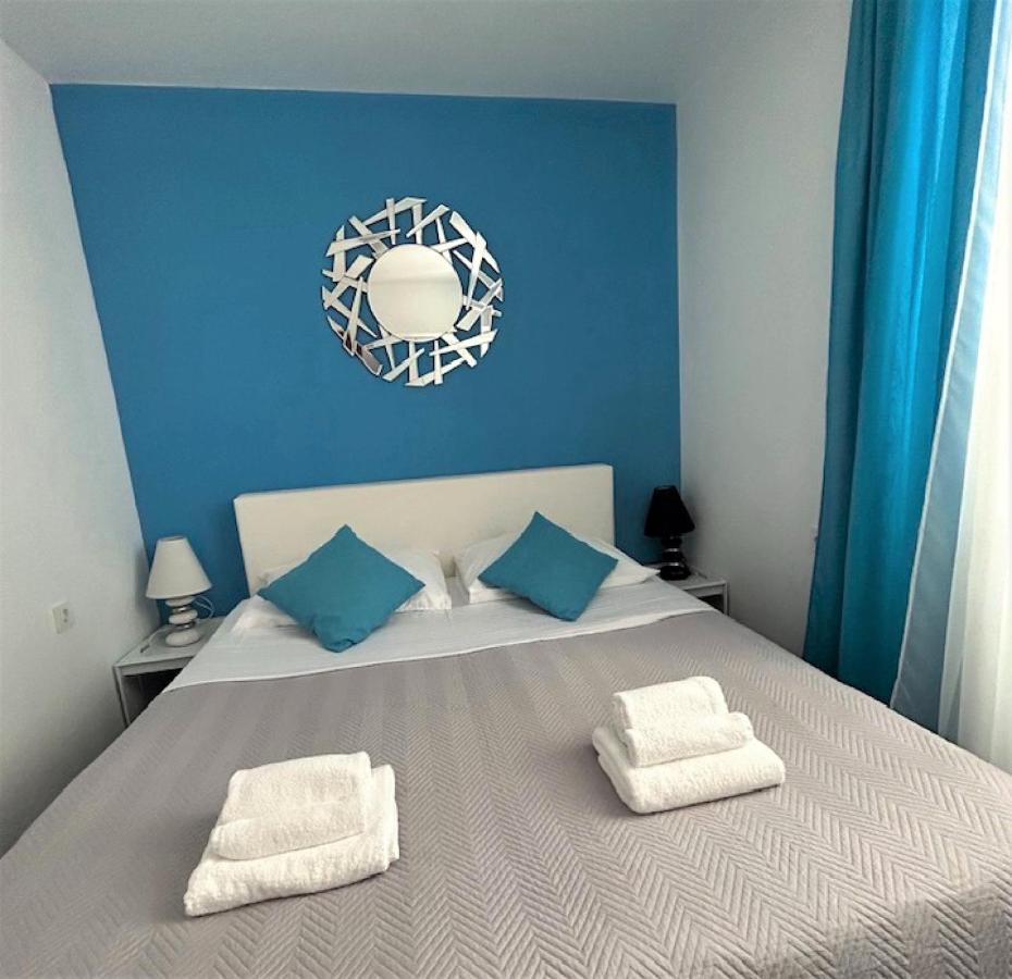 Apartment Decumana Krk Town Bagian luar foto