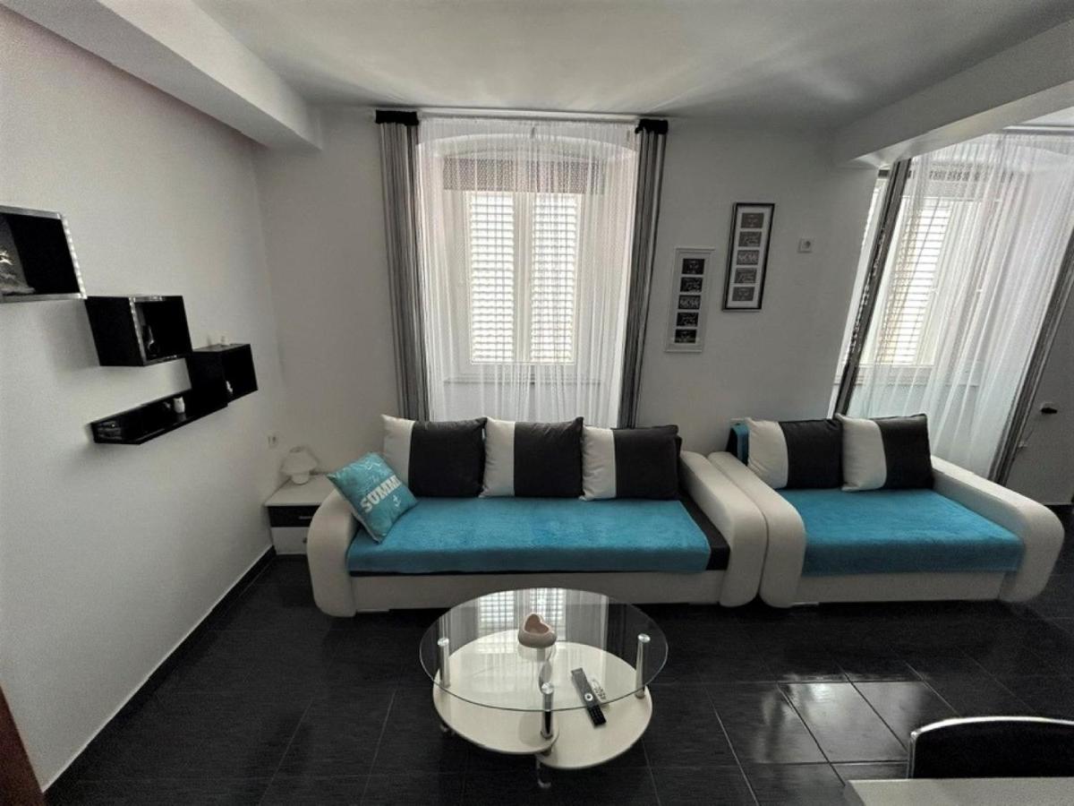 Apartment Decumana Krk Town Bagian luar foto